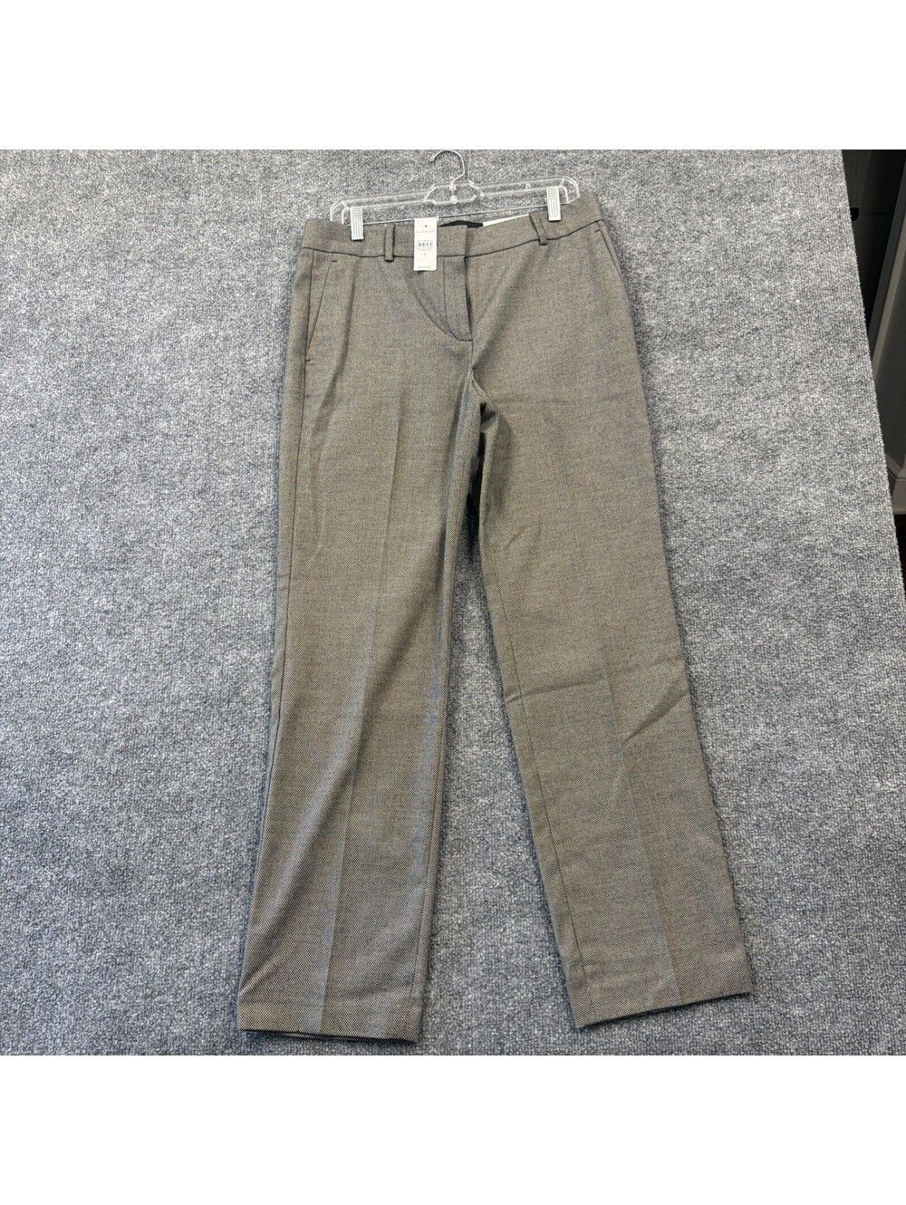 Ann Taylor The Straight Dress Slacks NWT Size 8